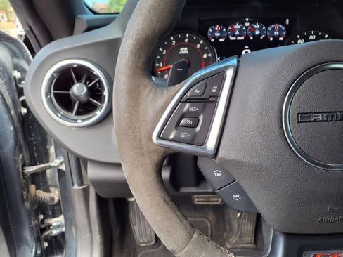 Used 2022 Chevrolet Camaro SS image 10