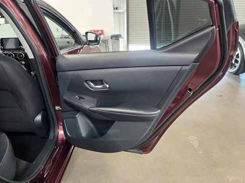 Used 2021 Nissan Sentra SV FWD image 16