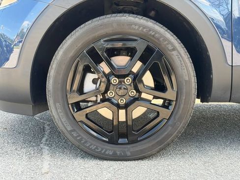 Certified 2025 Kia Telluride SX Prestige X-Line AWD/4WD image 8