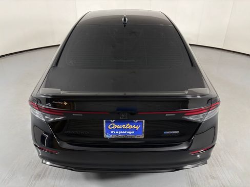 Used 2023 Honda Accord Sport image 7