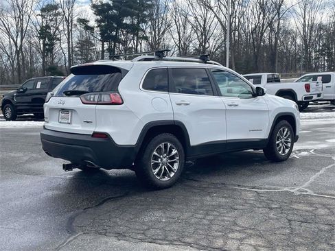 Used 2019 Jeep Cherokee Latitude Plus image 5