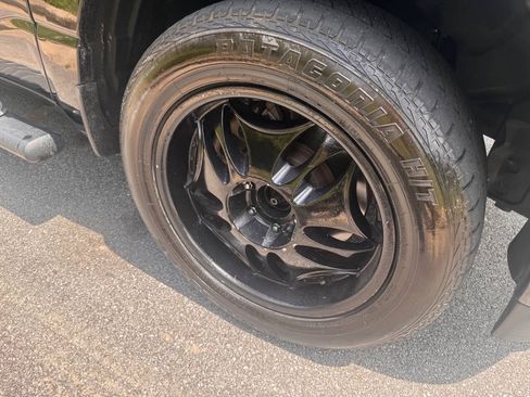 Used 2019 RAM 1500 Big Horn AWD/4WD image 12