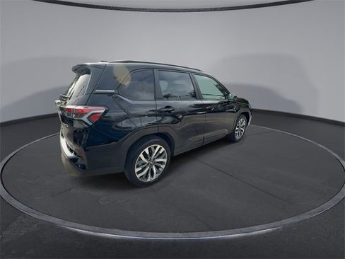 Used 2025 Subaru Forester Touring image 8