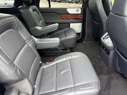 Certified 2022 Lincoln Navigator L Reserve AWD/4WD image 22