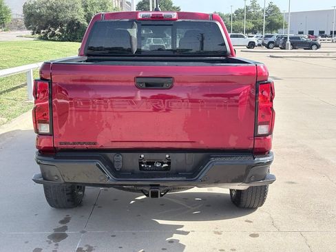 Used 2024 Chevrolet Colorado Trail Boss w/ Technology Package AWD/4WD image 4