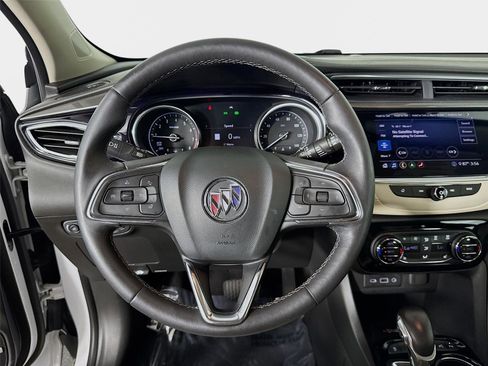 Used 2020 Buick Encore GX Essence w/ Experience Buick Package FWD image 12