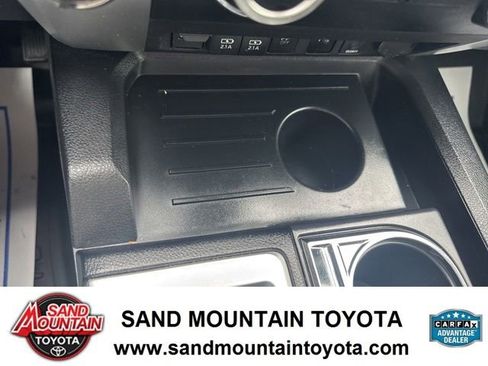 Used 2021 Toyota Tundra Limited w/ Limited Premium Package AWD/4WD image 22