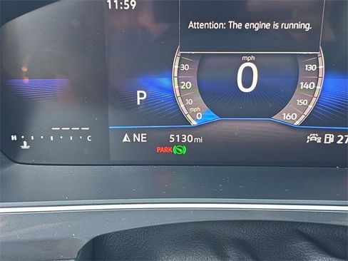 Certified 2024 Volkswagen Tiguan SE R-Line image 33