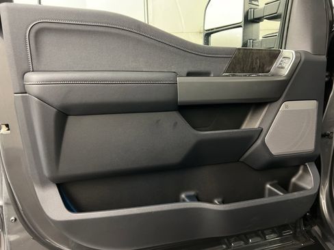 New 2026 Ford F350 Lariat w/ Black Appearance Package image 33