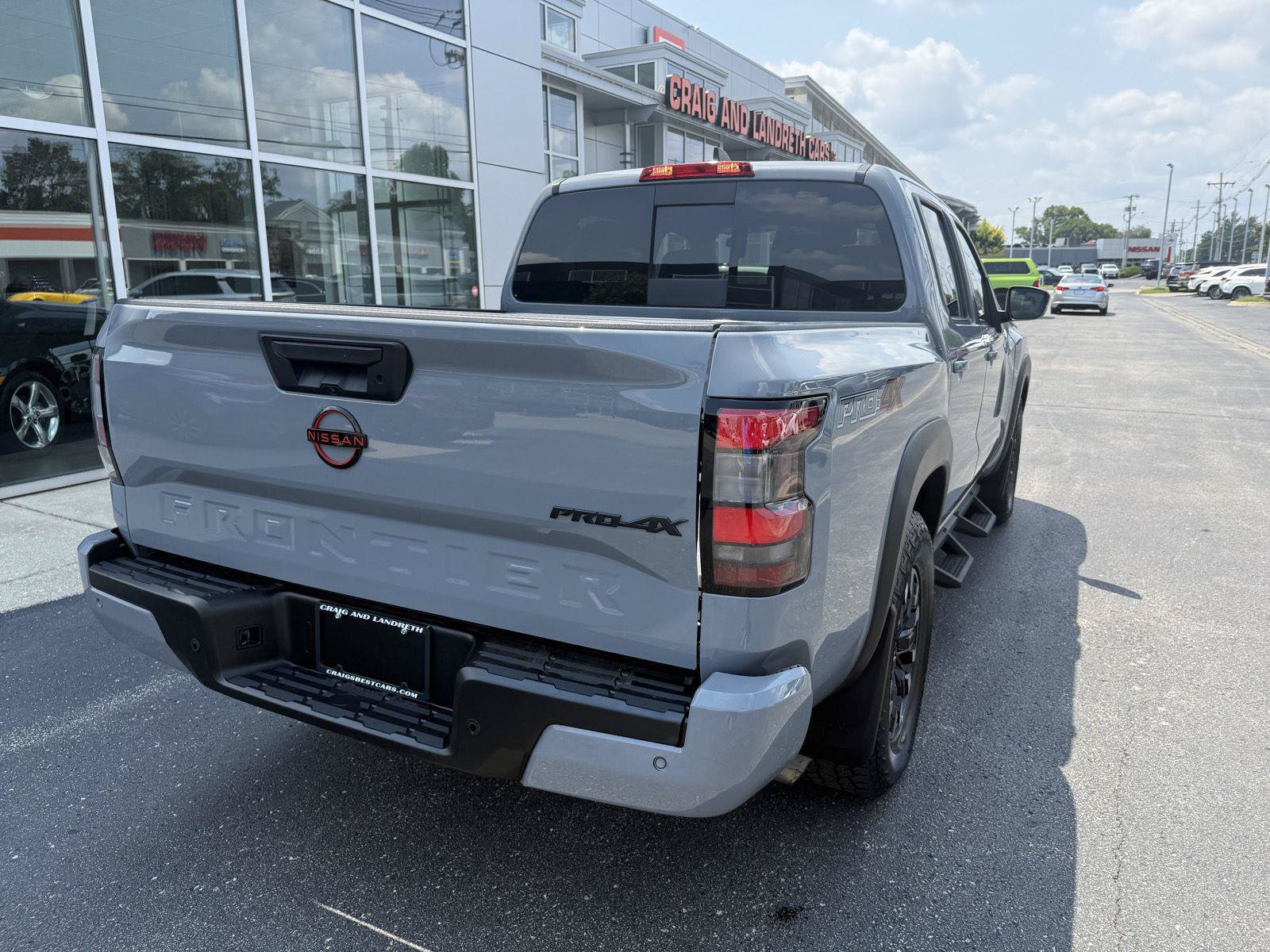 Used 2024 Nissan Frontier PRO-4X w/ Technology Package AWD/4WD image 4