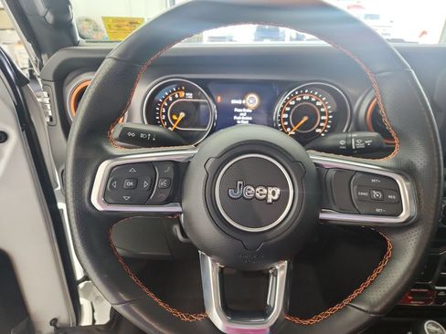 Used 2023 Jeep Gladiator Mojave w/ LED Lighting Group AWD/4WD image 24