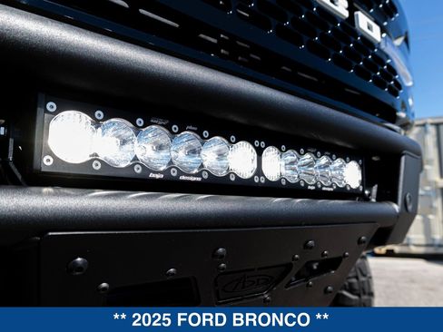 New 2025 Ford Bronco Badlands AWD/4WD image 36