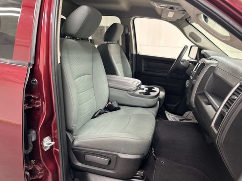 Used 2018 RAM 1500 Express w/ Express Value Package AWD/4WD image 22