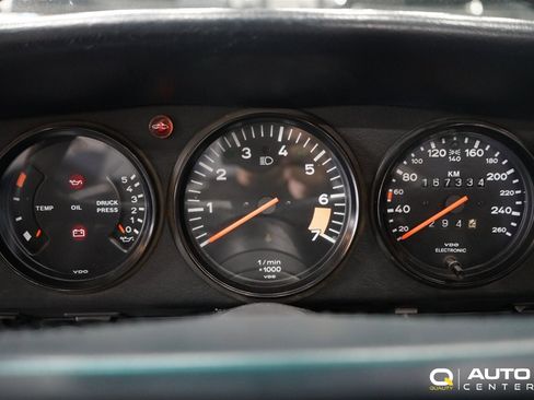 Used 1989 Porsche 911 Carrera image 25