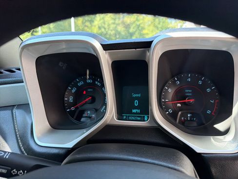 Used 2015 Chevrolet Camaro LS RWD image 20