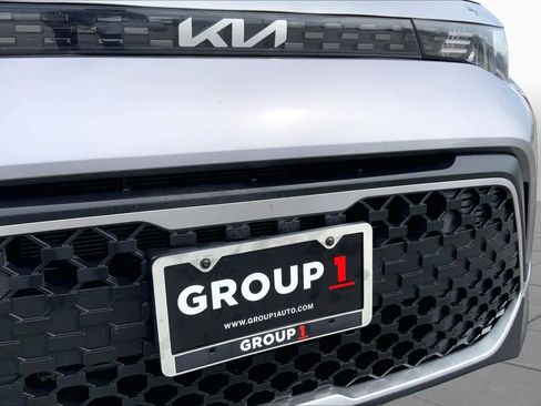 Used 2023 Kia Soul LX w/ Option Group 015 FWD image 29
