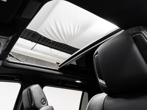 Used 2022 Cadillac Escalade Sport w/ Touring Package image 31