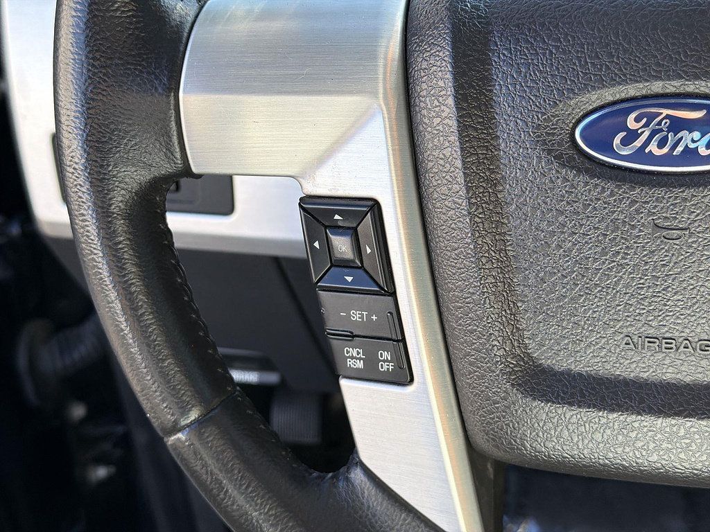 Used 2013 Ford F150 Platinum AWD/4WD image 30