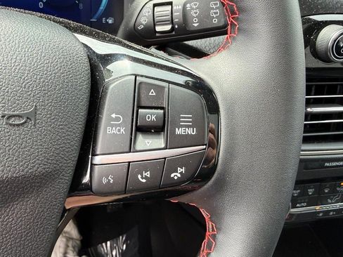 Used 2022 Ford Escape SEL w/ SEL Stealth AWD Package image 25