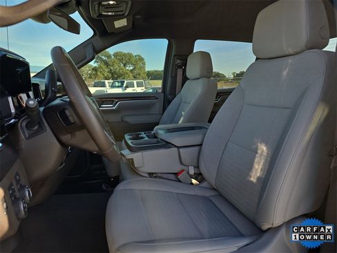 Used 2022 Chevrolet Silverado 1500 LT w/ Z71 Off-Road Package image 13