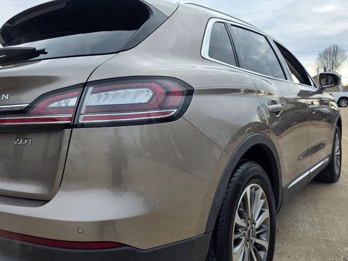 Used 2020 Lincoln Nautilus FWD w/ Equipment Group 101A image 19