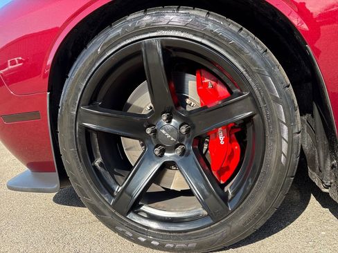 Used 2019 Dodge Challenger SRT Hellcat image 20