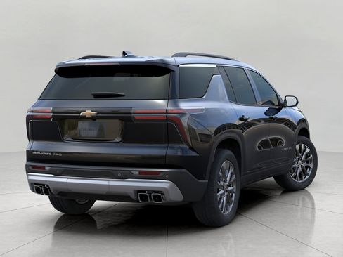 New 2026 Chevrolet Traverse LT w/ Sun and Wheel Package AWD/4WD image 4
