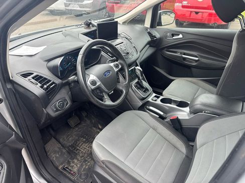 Used 2016 Ford C-MAX SE w/ Equipment Group 201A FWD image 9