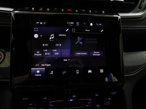 Used 2022 Jeep Grand Cherokee L Laredo image 29