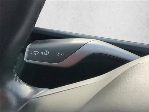 Used 2017 Tesla Model 3 Long Range image 15