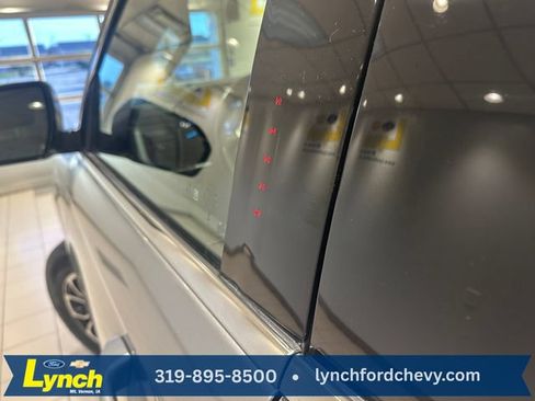 Used 2024 Ford Expedition Max XLT AWD/4WD image 18