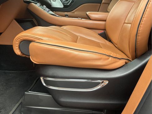 Used 2020 Lincoln Aviator Black Label w/ Dynamic Handling Package image 20