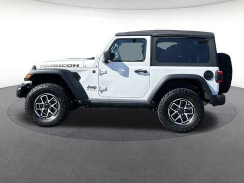 Used 2025 Jeep Wrangler Rubicon w/ Convenience Group AWD/4WD image 2