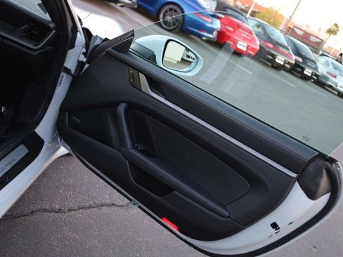 Used 2025 Porsche 911 Carrera image 41