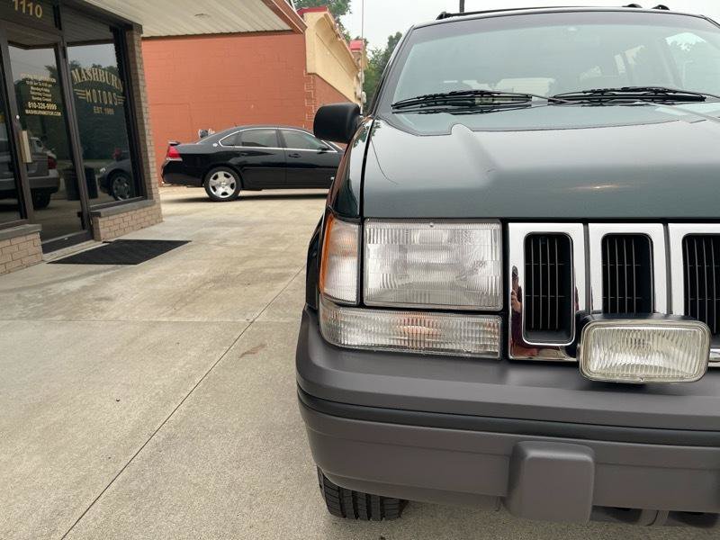 Used 1994 Jeep Grand Cherokee Laredo AWD/4WD image 6