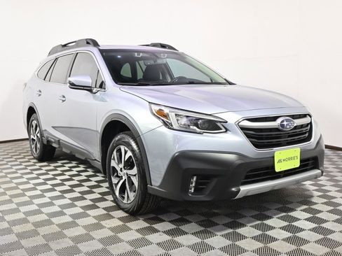 Used 2020 Subaru Outback Limited w/ Popular Package #2 image 9