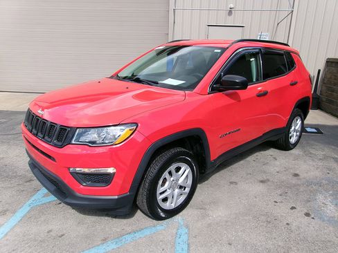 Used 2020 Jeep Compass Sport w/ Cold Weather Group AWD/4WD image 1