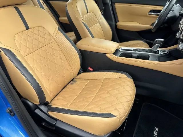 Used 2022 Nissan Sentra SV w/ SV Premium Package FWD image 26