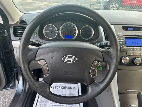Used 2009 Hyundai Sonata GLS FWD image 11