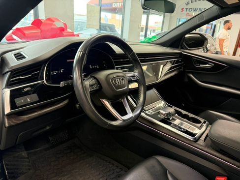 Used 2021 Audi Q8 Premium Plus w/ Premium Plus Package AWD/4WD image 25