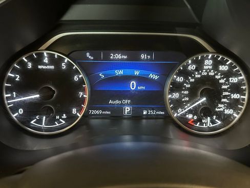 Used 2017 Nissan Murano Platinum w/ Platinum Technology Package AWD/4WD image 10