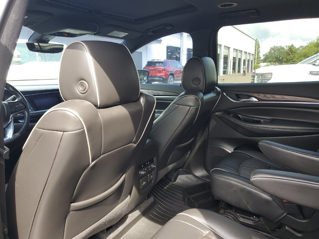 Used 2024 Buick Enclave Avenir w/ Trailering Package, 5000 lbs. FWD image 9