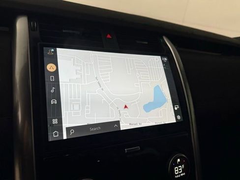 Certified 2025 Land Rover Discovery S image 21