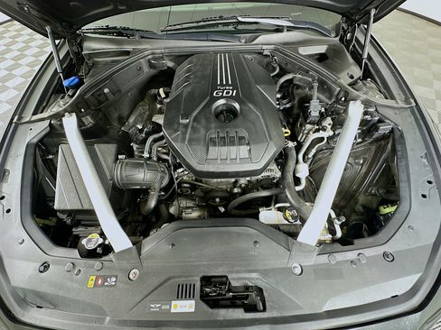 Used 2021 Genesis G70 2.0T image 33