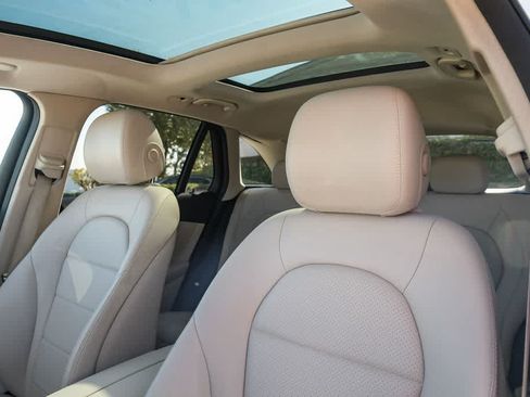 Used 2017 Mercedes-Benz GLC 300 image 17