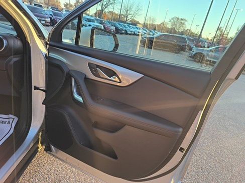 Used 2021 Chevrolet Blazer LT image 17