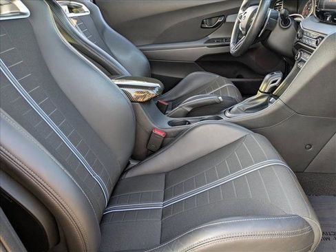 Used 2022 Hyundai Veloster N FWD image 18
