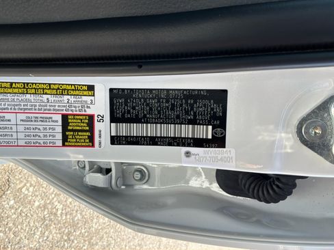 Used 2025 Toyota Camry SE AWD/4WD image 21