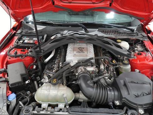 Used 2020 Ford Mustang Shelby GT500 w/ Technology Package image 33