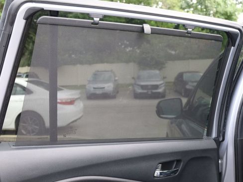 Used 2022 Honda Pilot Elite image 25
